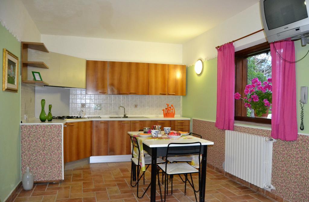 Agriturismo Nizzi Villa Асизи Екстериор снимка
